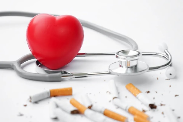 How smoking affects the heart